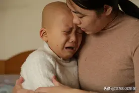 3口之家妻女患癌，丈夫送外卖艰难求医：多送一单就多一份希望图片