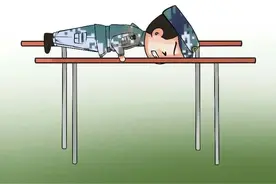 一组萌漫，盘点兵哥哥的体能训练图片