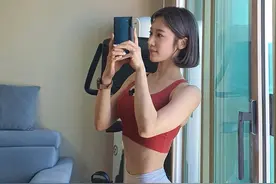 穿牛仔裤臀部扁塌下垂怎么办？结合弹力圈5个动作塑形高翘蜜桃臀图片