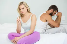 夫妻避孕有讲究，几种“神器”不能少，过来人：最费钱的最划算图片