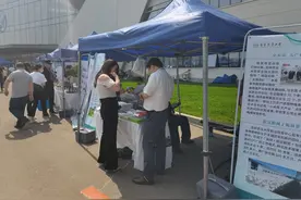 “玉木耳”和“致富鹅”引起市民关注图片