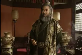 王元霸不给女儿报仇是武功不行吗？不，是因为害怕余沧海背后势力图片