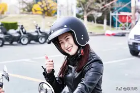 边三轮摩托圈又添新丁，网红小姐姐齐聚北京图片