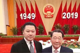 家族“霸屏”泰国富豪榜，29岁成为集团领导人，谢国民的滚烫人生图片