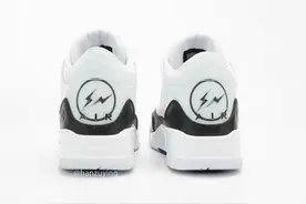 藤原浩联名 AJ3 实物曝光！这脚后跟的双 Logo 好看哭了图片