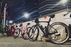 林俊杰发夜骑照片，定位新加坡，澄清不是福建疫情疑似源头林某杰图片