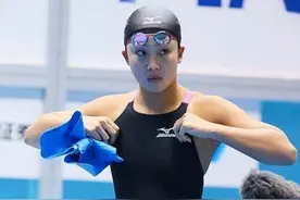 女运动员胸为何都很平？有谁了解她们背后的心酸图片