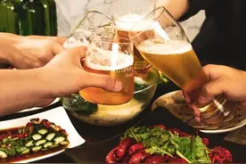 周末到！组局喝酒要当心……图片