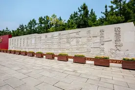 时评：以勤学善思笃行提高“三种能力”图片