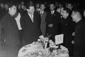 夜读 | 花开时节怀周公——马连良之孙深情追忆周总理图片