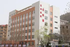 延大附院派驻第二批妇产科、儿科、内科专家赴安塞区妇保院长期坐诊图片