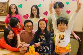 75岁像45岁，吴尊爸爸怎么做到的？做肌力训练，让自己变“型男”图片