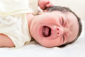 宝宝出生后的这几个举动，说明他是来“报恩”的，妈妈能省心不少图片