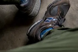 New Balance再推MR2002鞋，被誉为"跑鞋之王"图片