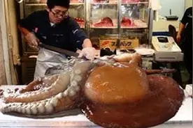 日本大厨是怎么活切章鱼的？看完整个过程，瞬间没有食欲了图片