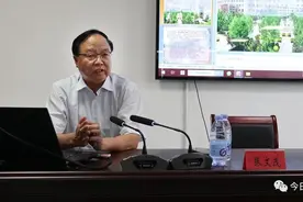 著名教育专家、原河北衡水中学校长张文茂受邀到我市作专题讲座图片