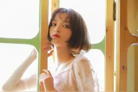 18岁少女唯美私房，轻纱下是清纯雪白的肌肤图片