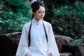 明代奇案: 巨浪滔天海啸夜，恶棍谋财害命，叔拥侄媳美娇娘图片