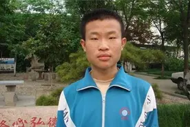 没参加过中考高考，就读到北大博士，哈佛请也不去的韦东奕有多牛图片