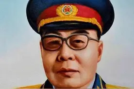 开国少将被活埋38个小时，两只苍蝇成了救命恩人，现99岁仍健在图片