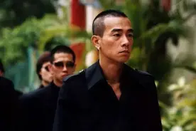 永远的痛！陈小春最穷时3千块卖了弟弟，今身家上亿却找不回弟弟图片