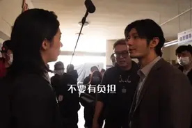 黄晓明拍戏太拼了！被女演员扇巴掌一点不介意，还在安慰对方图片