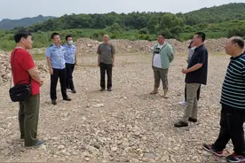 丹东治安支队实地指导剧组影视烟火特效安全作业图片