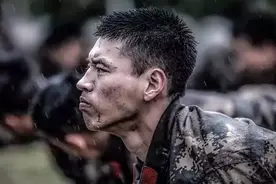直招士官！有假期/工资高/待遇好，现在报名>>图片