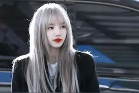 人间芭比LISA确诊新冠图片