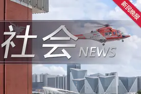 星星的孩子滞留车站 水壶上的一张贴纸让他和母亲团圆图片