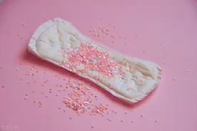 女性一个月来两次月经？除开排卵期，或还有这3个原因图片