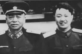 警卫员不让父亲进中南海，彭德怀得知后大怒：你是从哪里来的图片