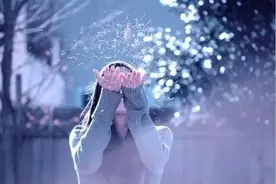 放不下一个人的时候，任何联系都是多余，“冷却”才是最好的方法图片
