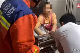 惊险！餐馆老板娘手被卷入压面机，庆云消防紧急出动救援图片