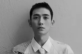 朱一龙 X《ELLEMEN睿士》板寸大片，寸头白衬衫太man了图片