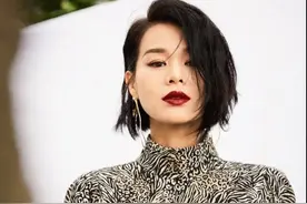 41岁的胡杏儿，身上有股狠劲图片
