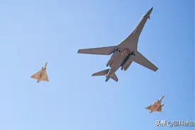 美军用轰炸机威胁中国吉布提港口，和谈是假，充分挑衅备战才是真图片