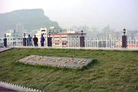 重庆三峡学院毕业生5400人，初次就业78%，留渝学生薪酬低图片