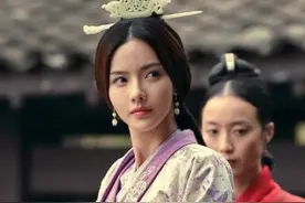 三国第一美人被曹操父子三人争抢，最后死状凄惨图片