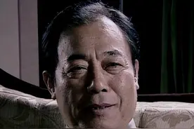 《潜伏》站长：满口仁义道德，一肚魑魅魍魉图片