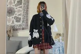9套马丁靴穿搭,甜酷女孩的必备穿搭单品,时髦百搭，秋冬有它稳了图片