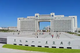 东北地区“最惨”的一本院校，三次补录都没有录满，痛心图片