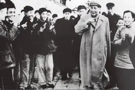 城市卫生关乎国家形象，建国初，邋遢市民遍布全国，该如何应对？图片