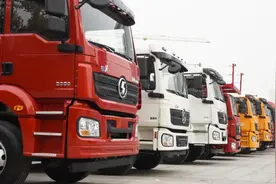 660马力的新一代德龙X6000重卡曝光，陕汽2019年重磅车型都在这里视频封面
