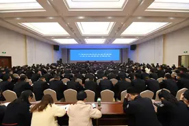 兰州新区举办习近平法治思想专题讲座 罗耀宗主持图片