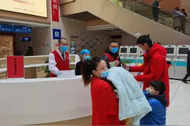 心内科三病区主任李新建领衔周日志愿者服务图片