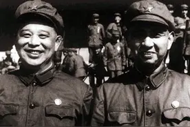 大授衔时职位最高的开国中将，舅舅是元帅，大舅子后成国家主席图片