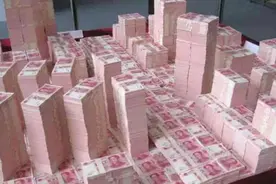 万亿富豪贝佐斯的财富密码图片