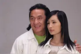 成龙称杨幂为幂姐姐：把我的鼻子放在你脸上会怎样？杨幂笑称会红图片