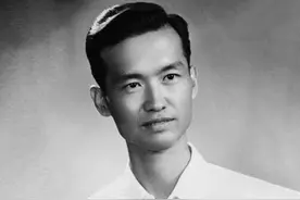一个国民党军官找到解放军战士，说我是代号902，快带我去见首长图片
